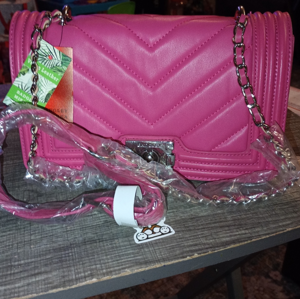Badgley Mischka Pink Quilted Chain Shoulder Bag - Picture 4 of 6